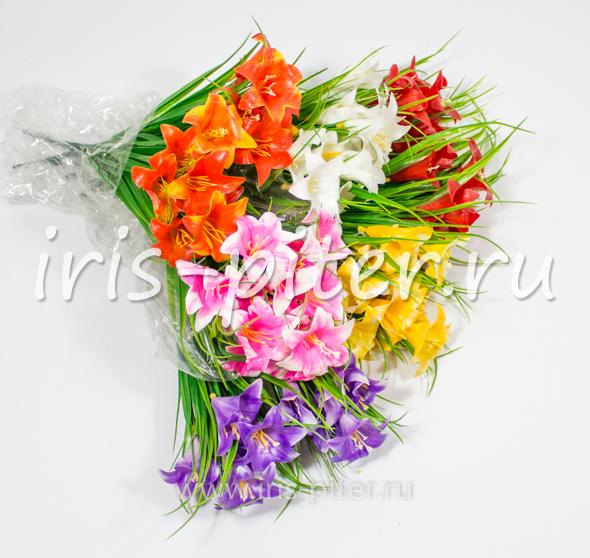 Букет лилия 7г пластм с травой