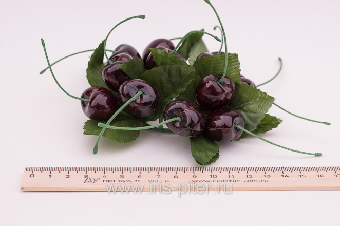 Черешня чёрная кольцо