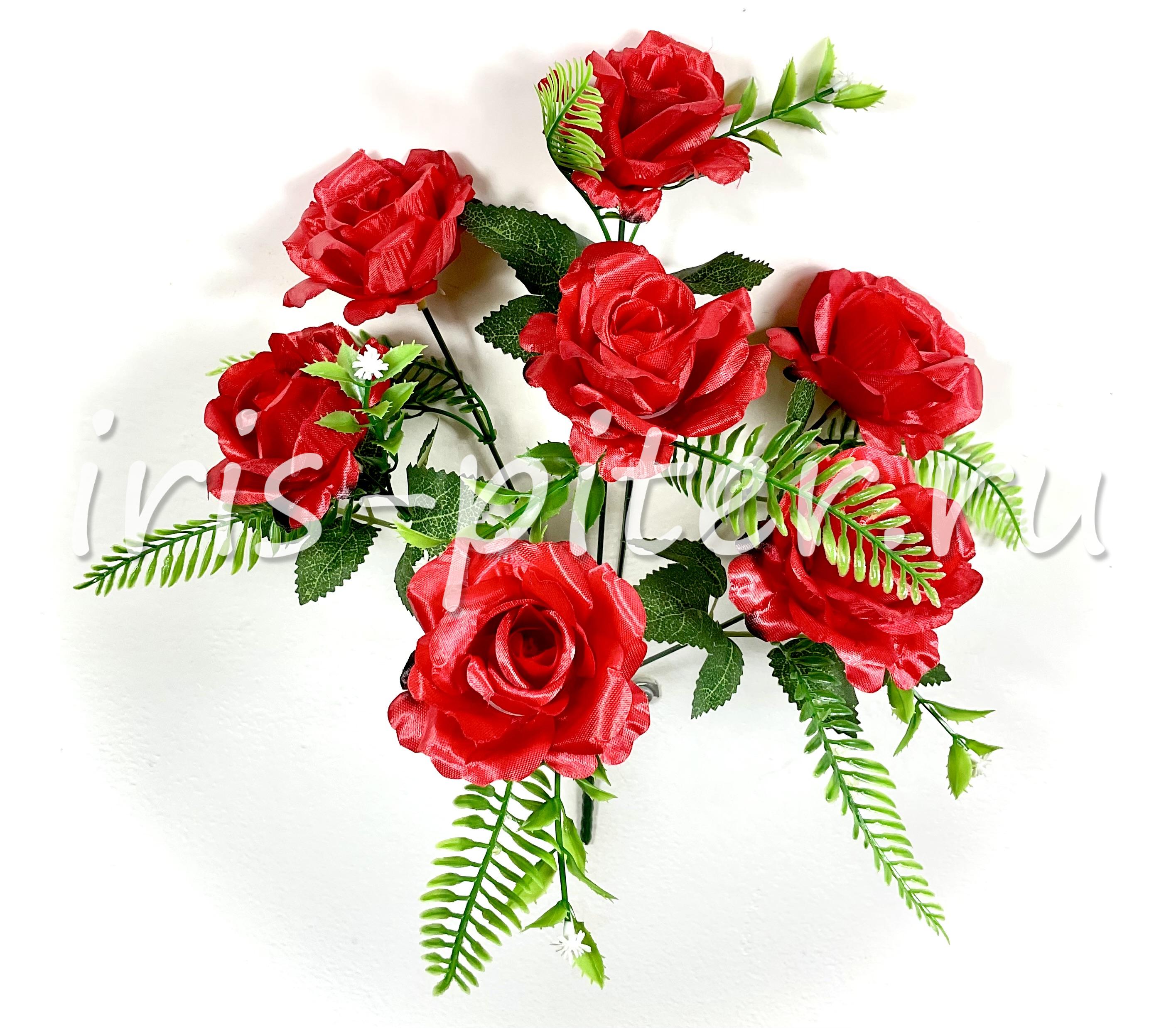 Букет роза 7г атласная с папоротником