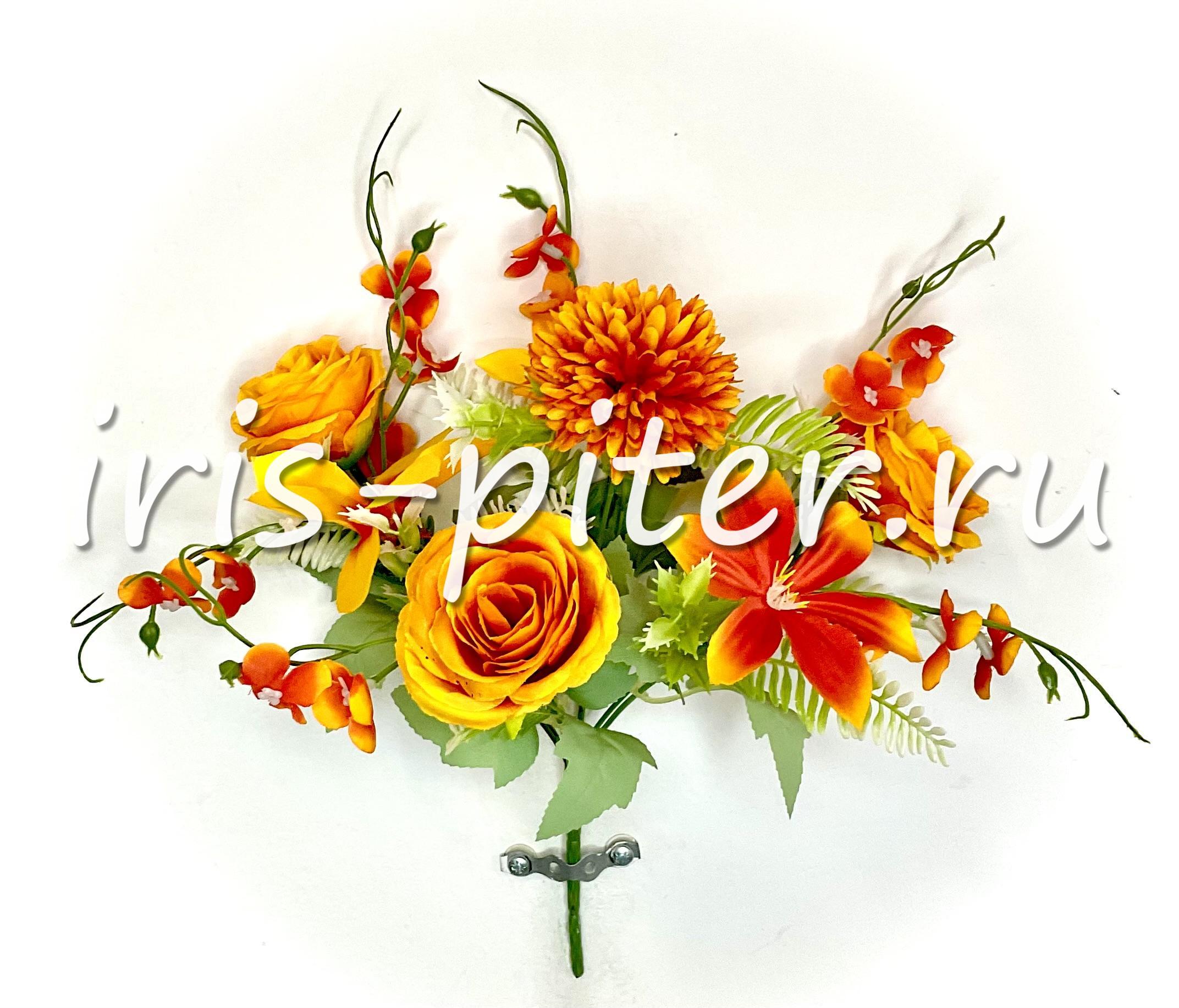 Букет роза 7г с хризантемой и лилией 